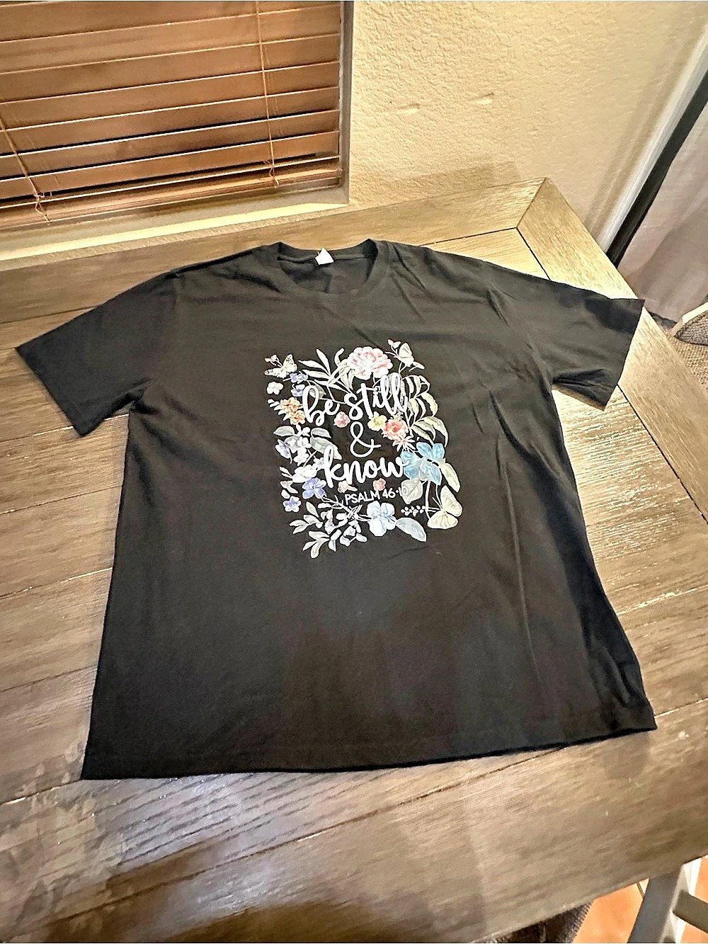 Women's Religious Graphic Short Sleeve Tee Size 2XL